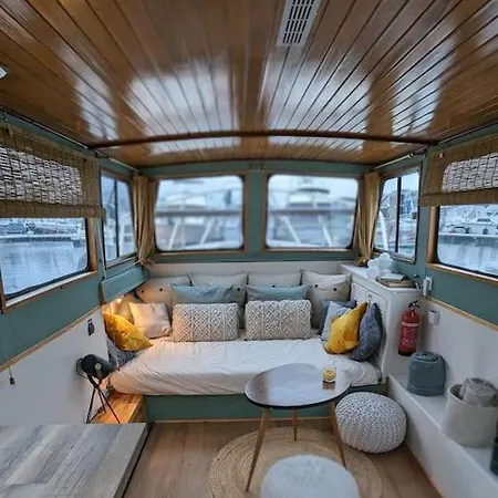 Peniche Cocoun Bateau-hôtel