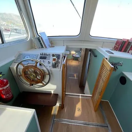 Bateau-hôtel Peniche Cocoun *